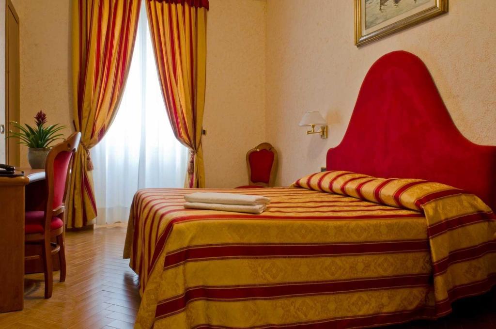Hotel Brignole Genoa Room photo