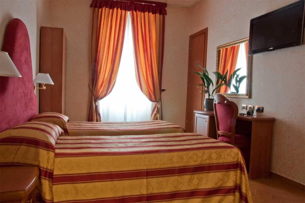 Hotel Brignole Genoa Room photo