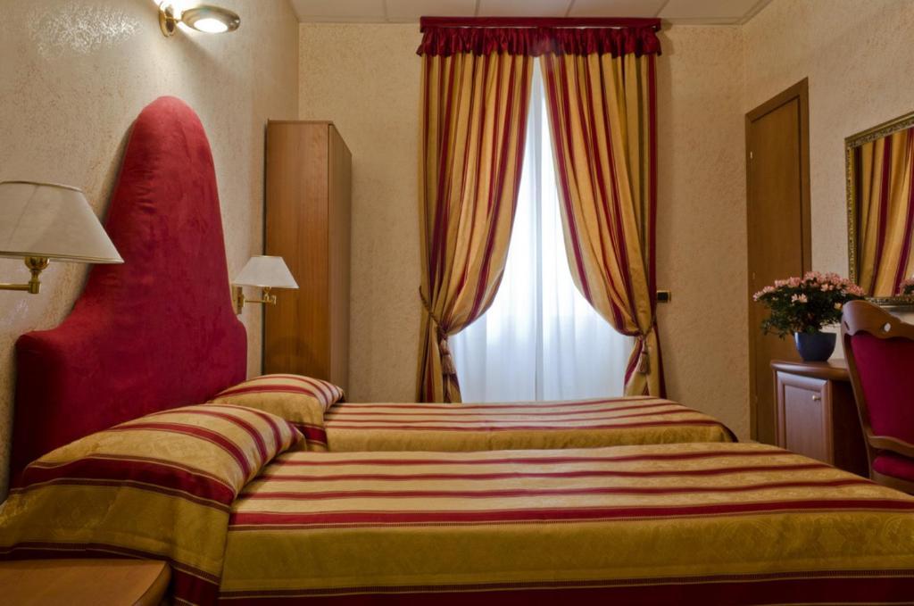 Hotel Brignole Genoa Room photo